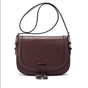 Medium sized Faux leather Saddle bag